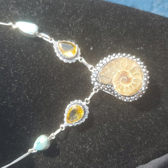 New Ammonite Fossil, Larimar and Citrine 925 Silver Necklace. - Picture 9 of 12